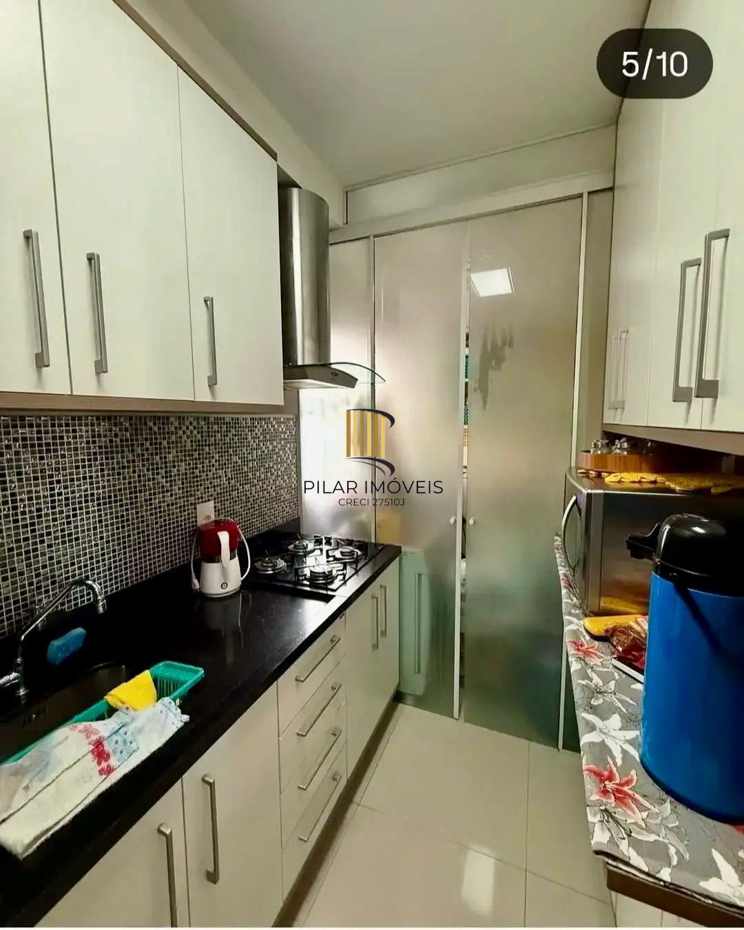 Apartamento com 67m², 3 dormitórios com vaga de garagem no bairro Morro Santana