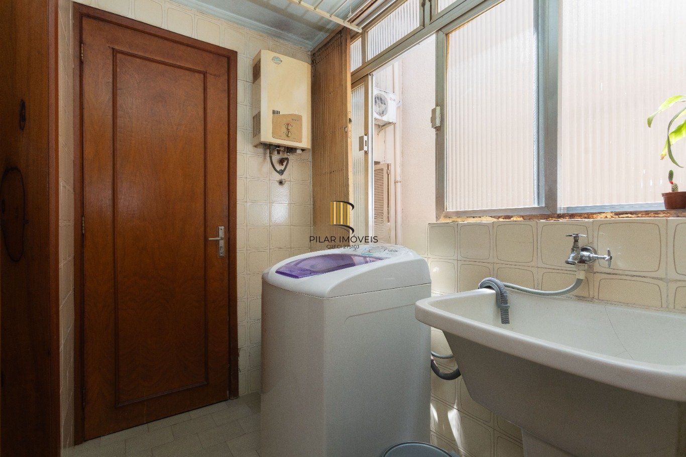 Apartamento com 2 quartos e 75m² à venda em Petrópolis, Porto Alegre.