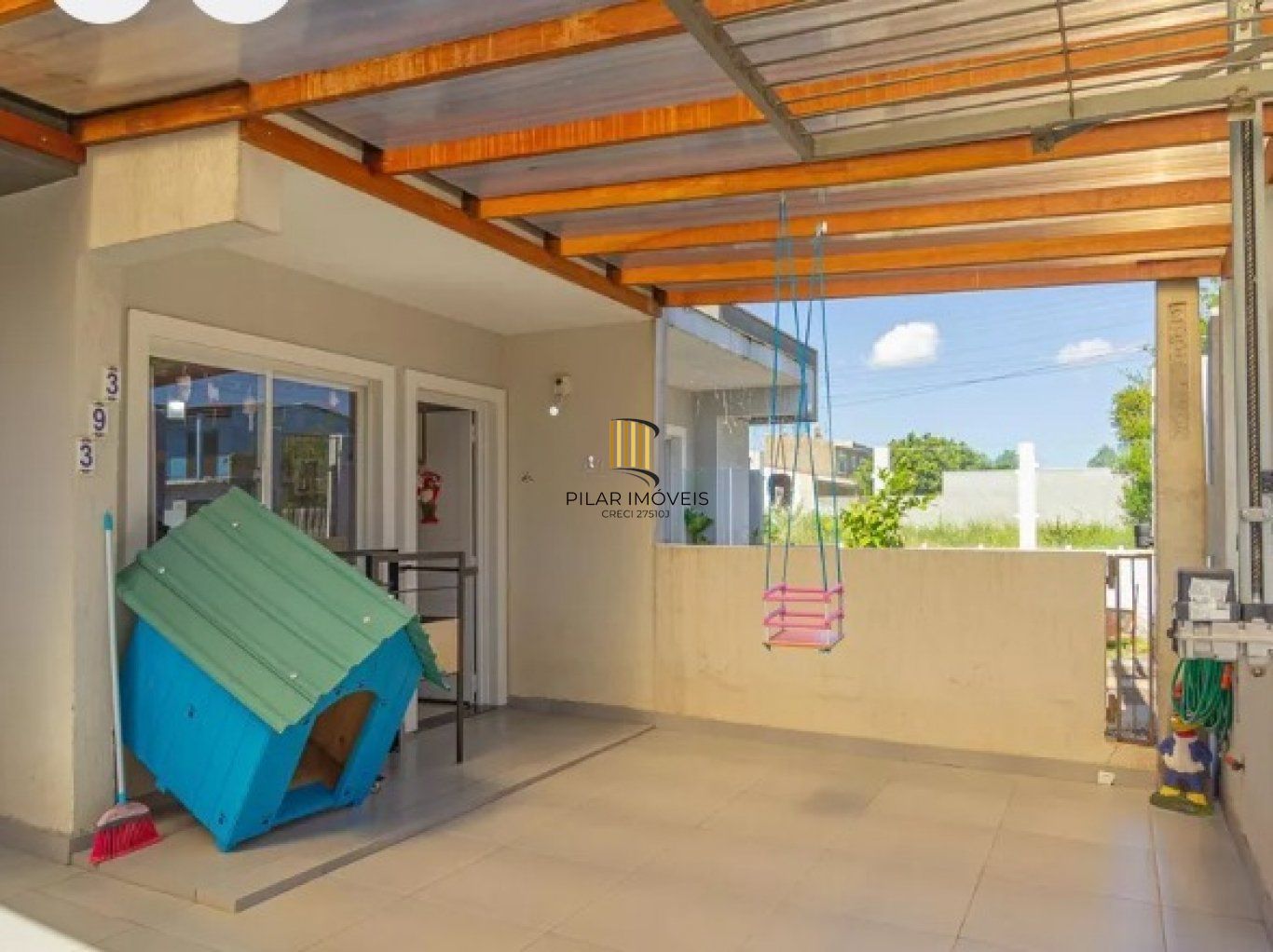 Casa de 2 Quartos e 1 vaga de garagem em Canoas.