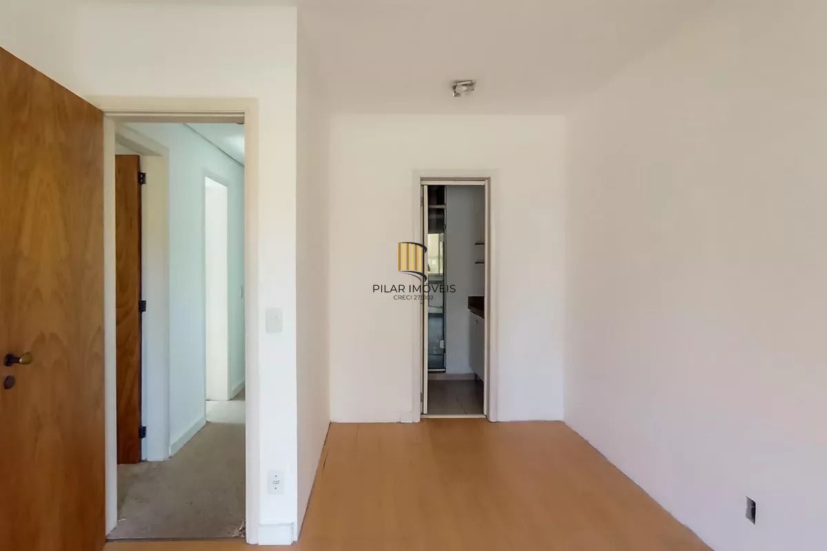 Apartamento com 3 Dormitórios, elevador vaga e 2 Sacadas no Menino Deus