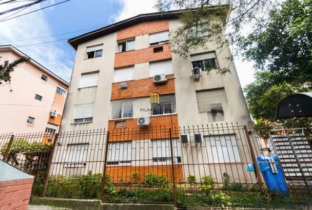 Apartamento de 1 dormitório no Bairro Jardim do Salso em Porto Alegre.
