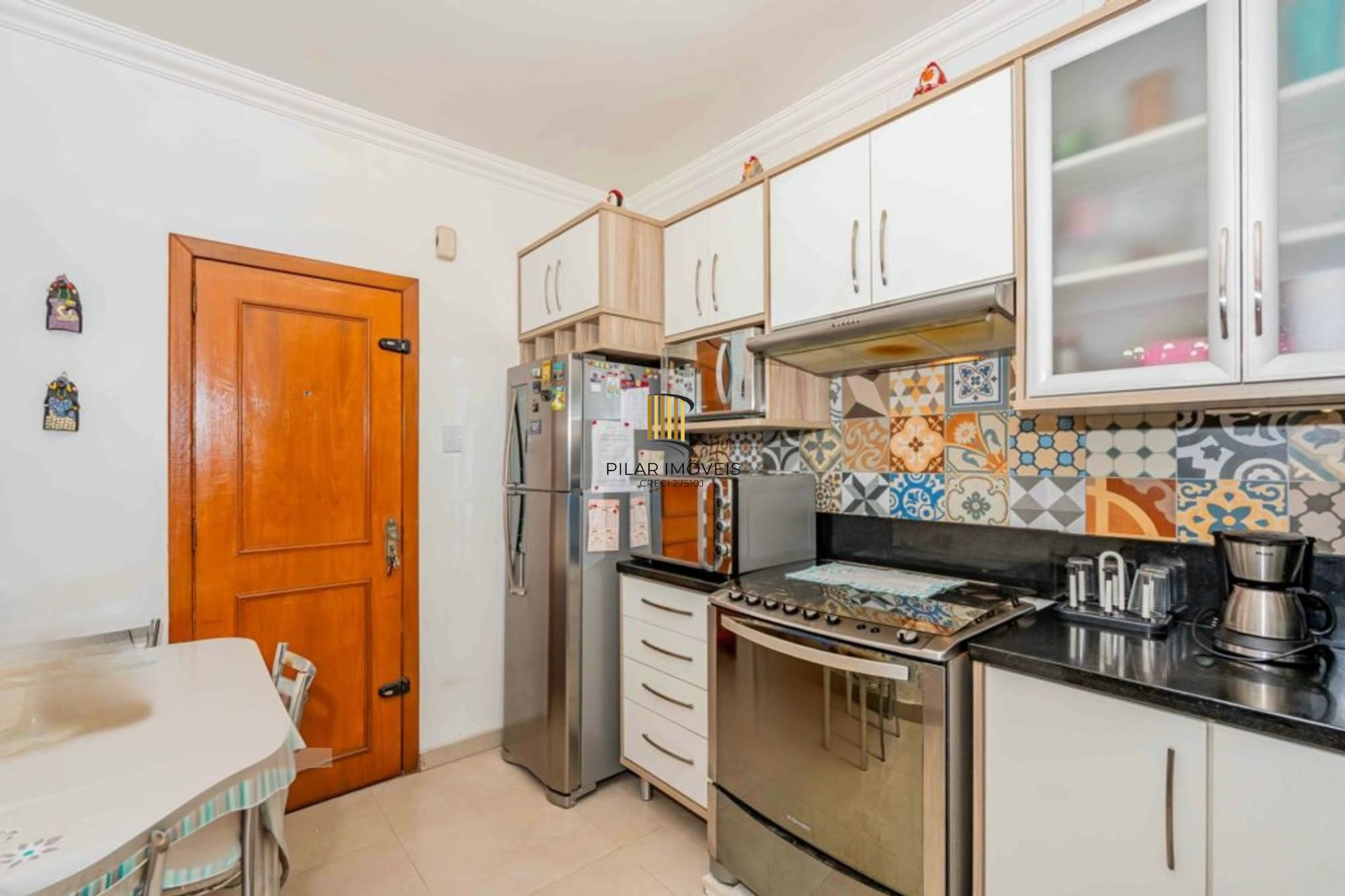 Apartamento Garden, 3 dormitórios, 1 suíte, 1 vaga, churrasqueira no bairro Santana.