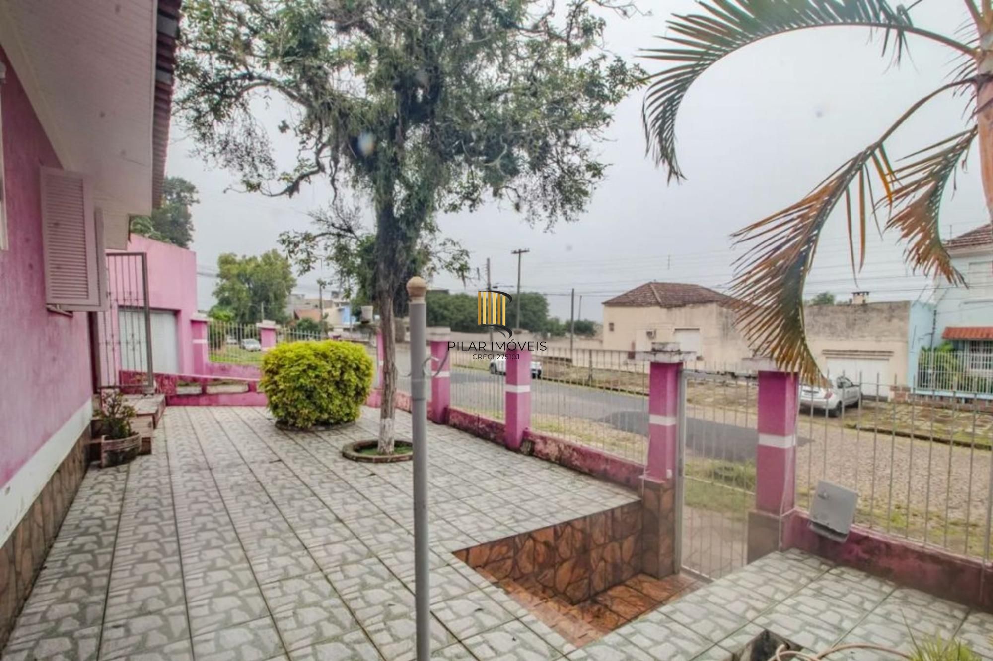 Casa de 3 quartos e 2 vagas de garagem no bairro Nonoai Porto Alegre.