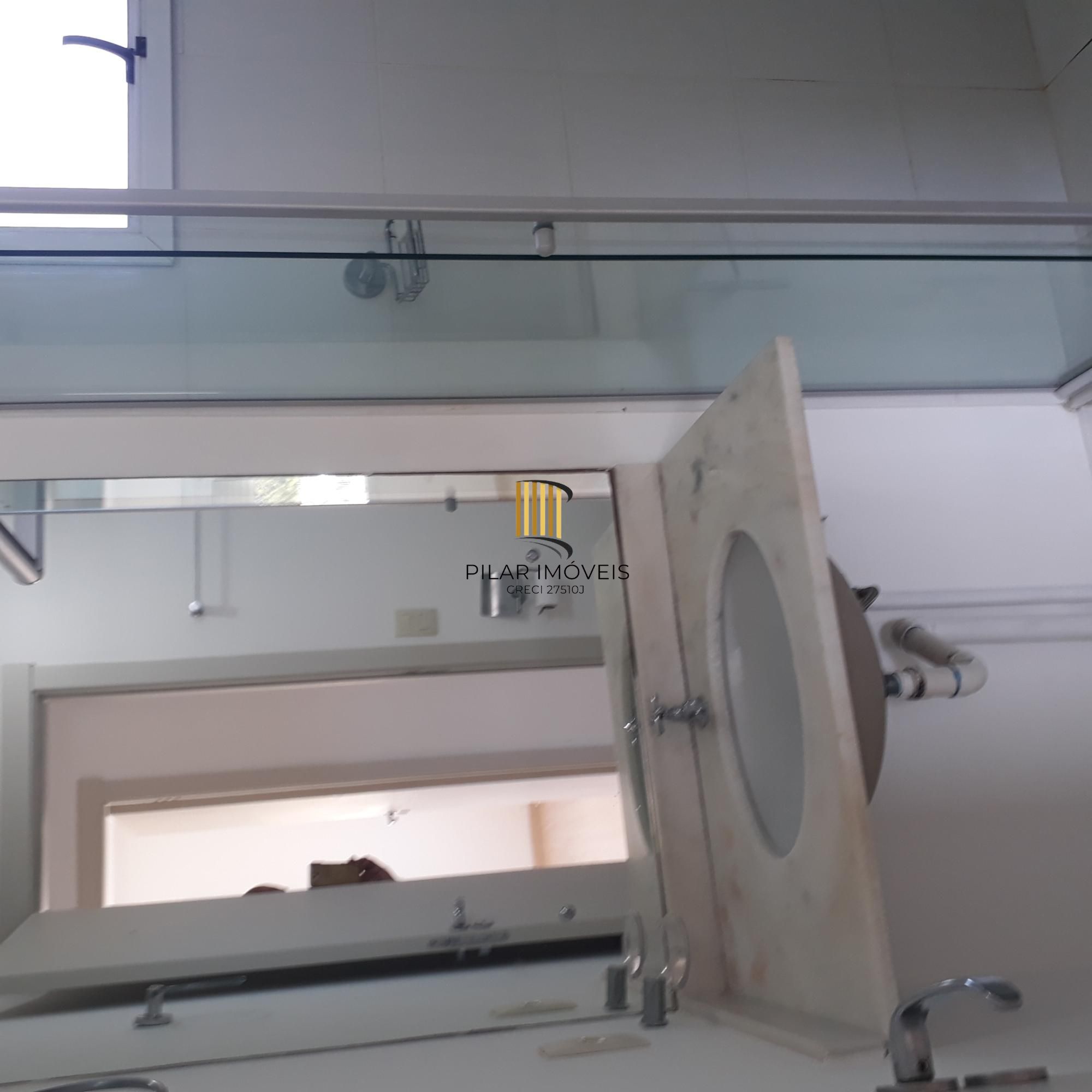 Apartamento 3 quartos, vaga, elevador, gas central no bairro Vila Ipiranga.