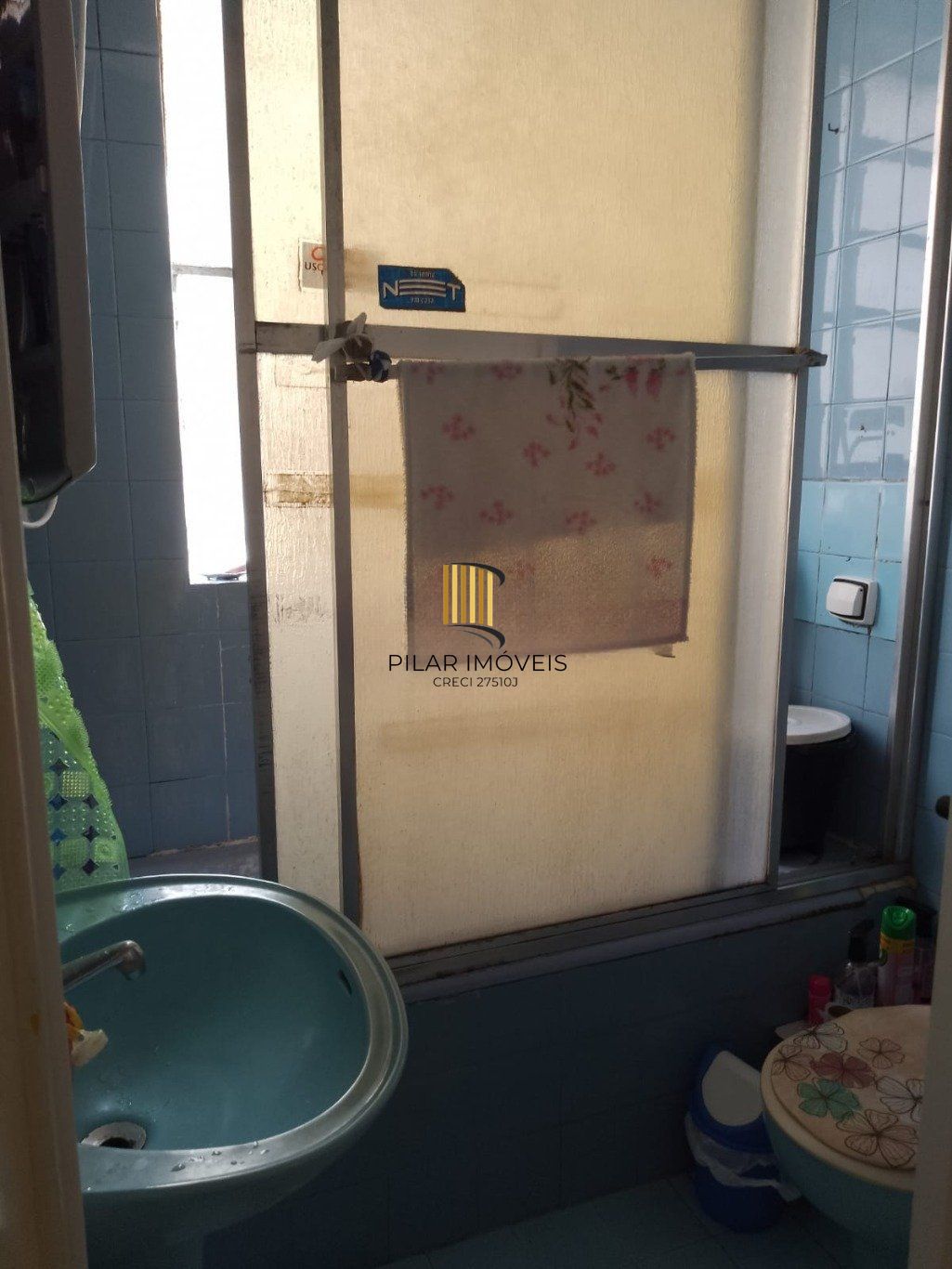 Apartamento de 2 quartos, 2 banheiros no bairro Farroupilha