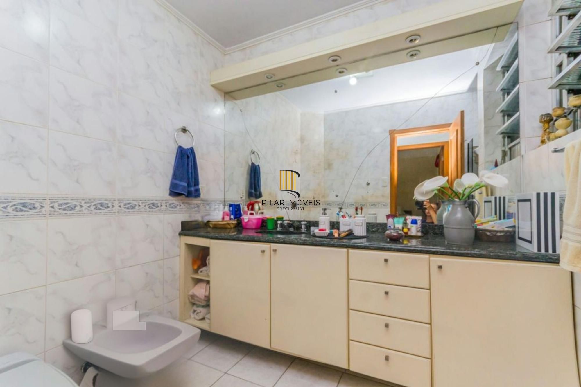 Casa com 3 dormitórios no Bairro Auxiliadora