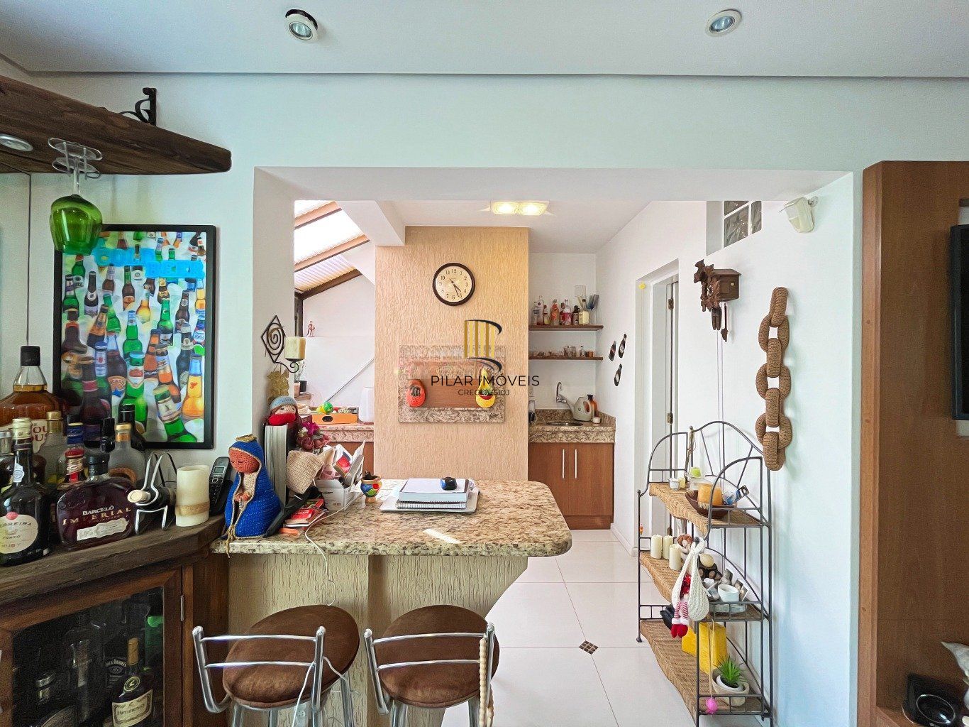 Casa com 3 quartos e 2 vagas em condomínio fechado no bairro Tristeza