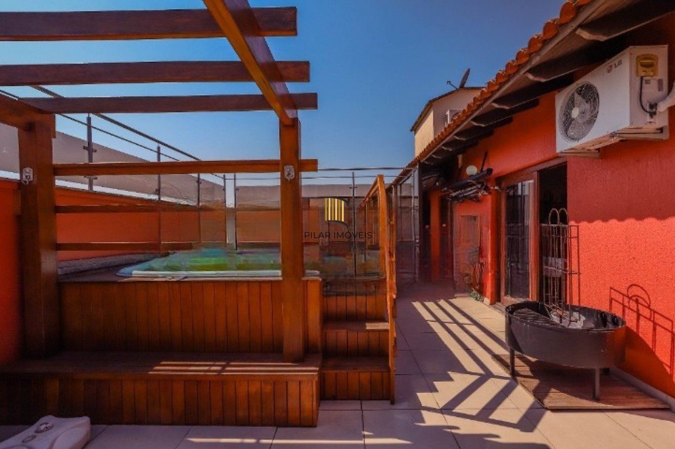 Cobertura com 3 quartos e 206m² à venda em São Sebastião, Porto Alegre.