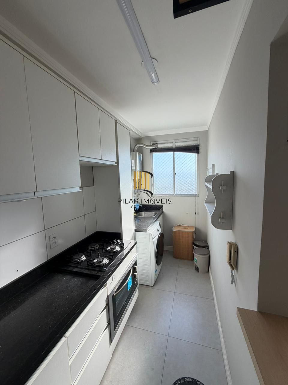 Apartamento com 2 quartos e 1 vaga de garagem no Bairro Sarandí