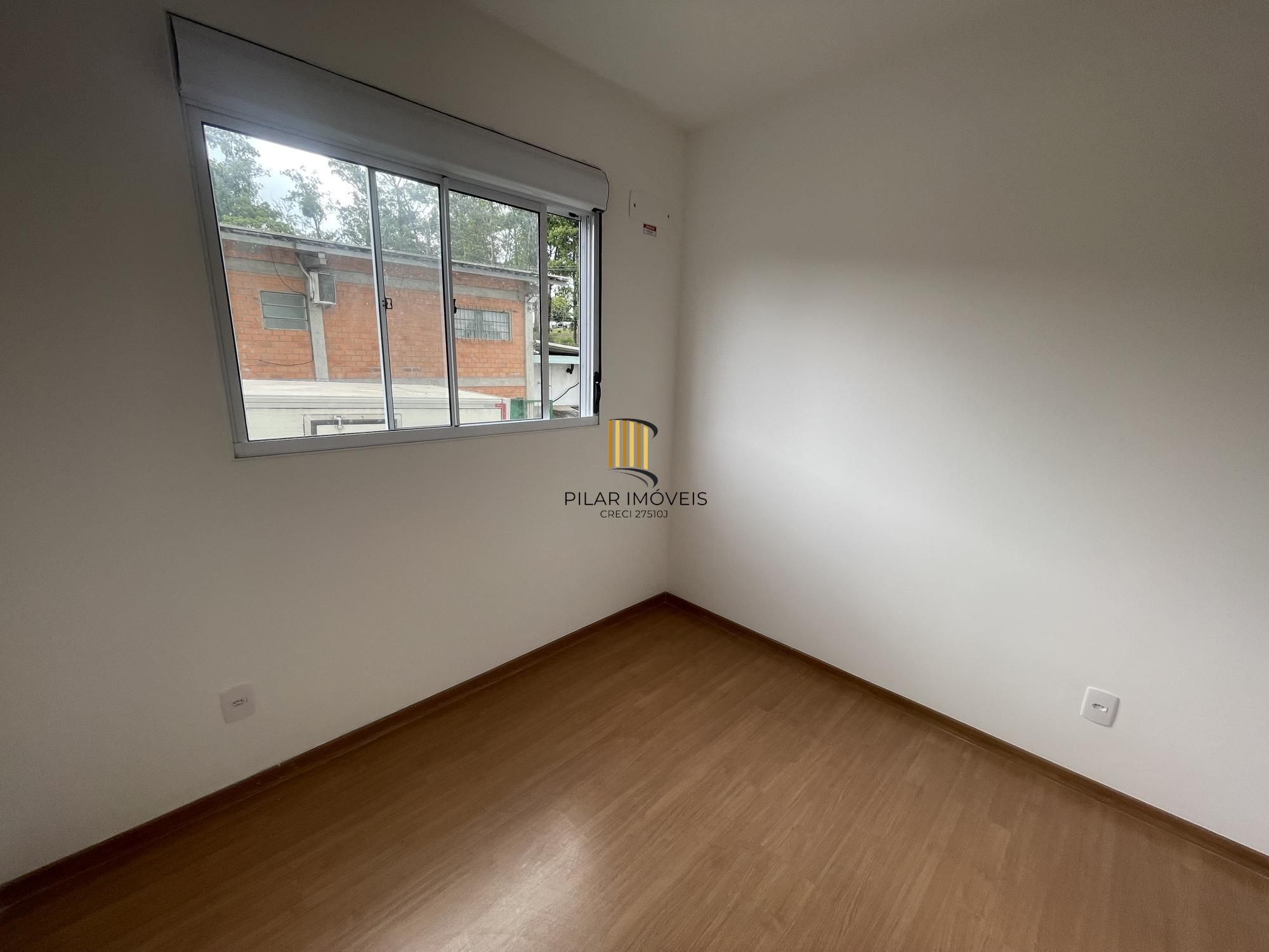 Apartamento 2 dormitórios, 1 vaga e Piscina na Av. Protásio Alves