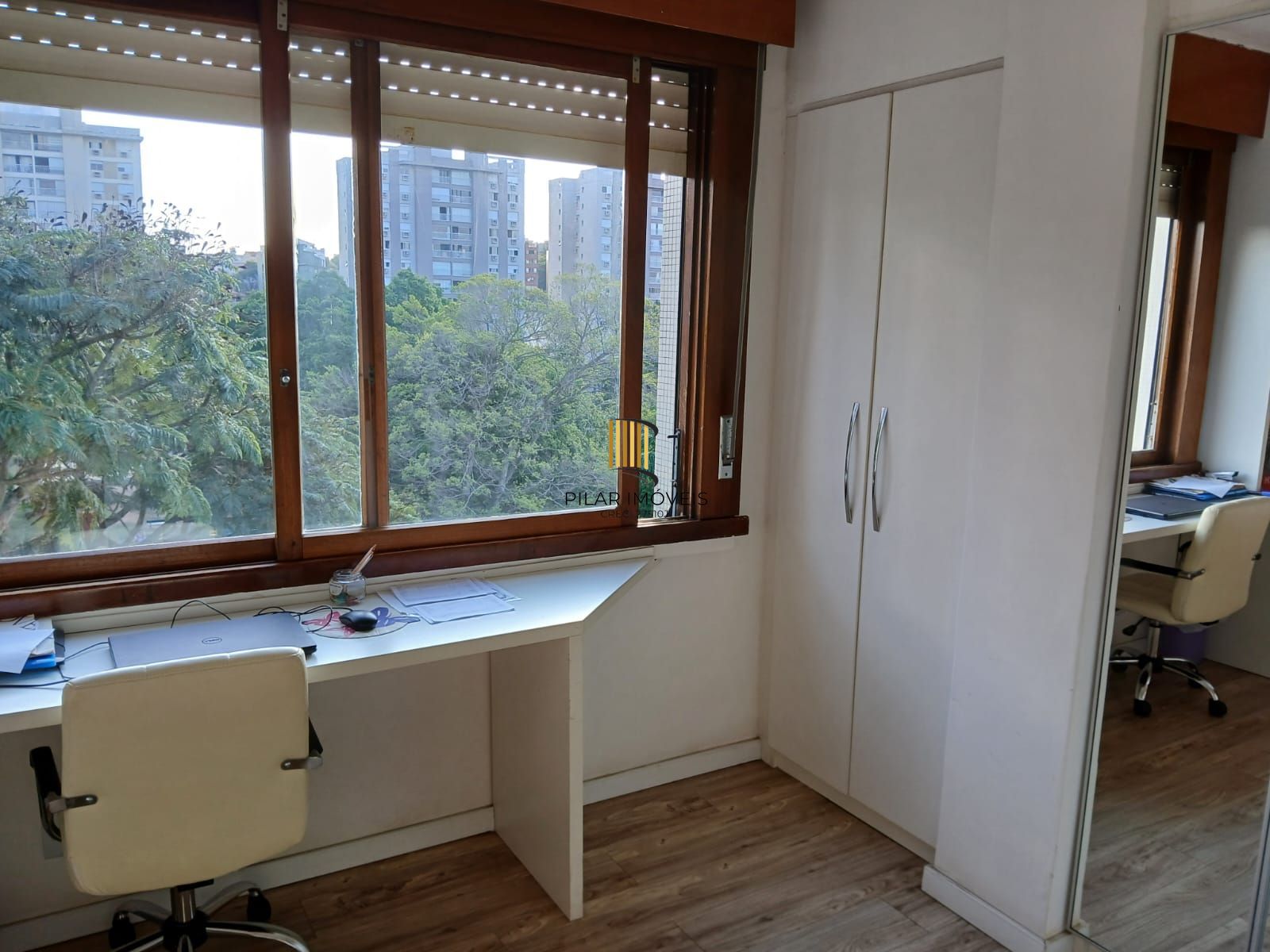 Apartamento com 3 quartos(1 suíte) e 1 vaga de garagem no Bairro Jardim Lindóia