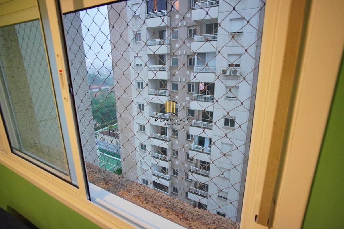 Apartamento 2 dormitórios suíte, elevador, infra e vaga coberta na Farrapos