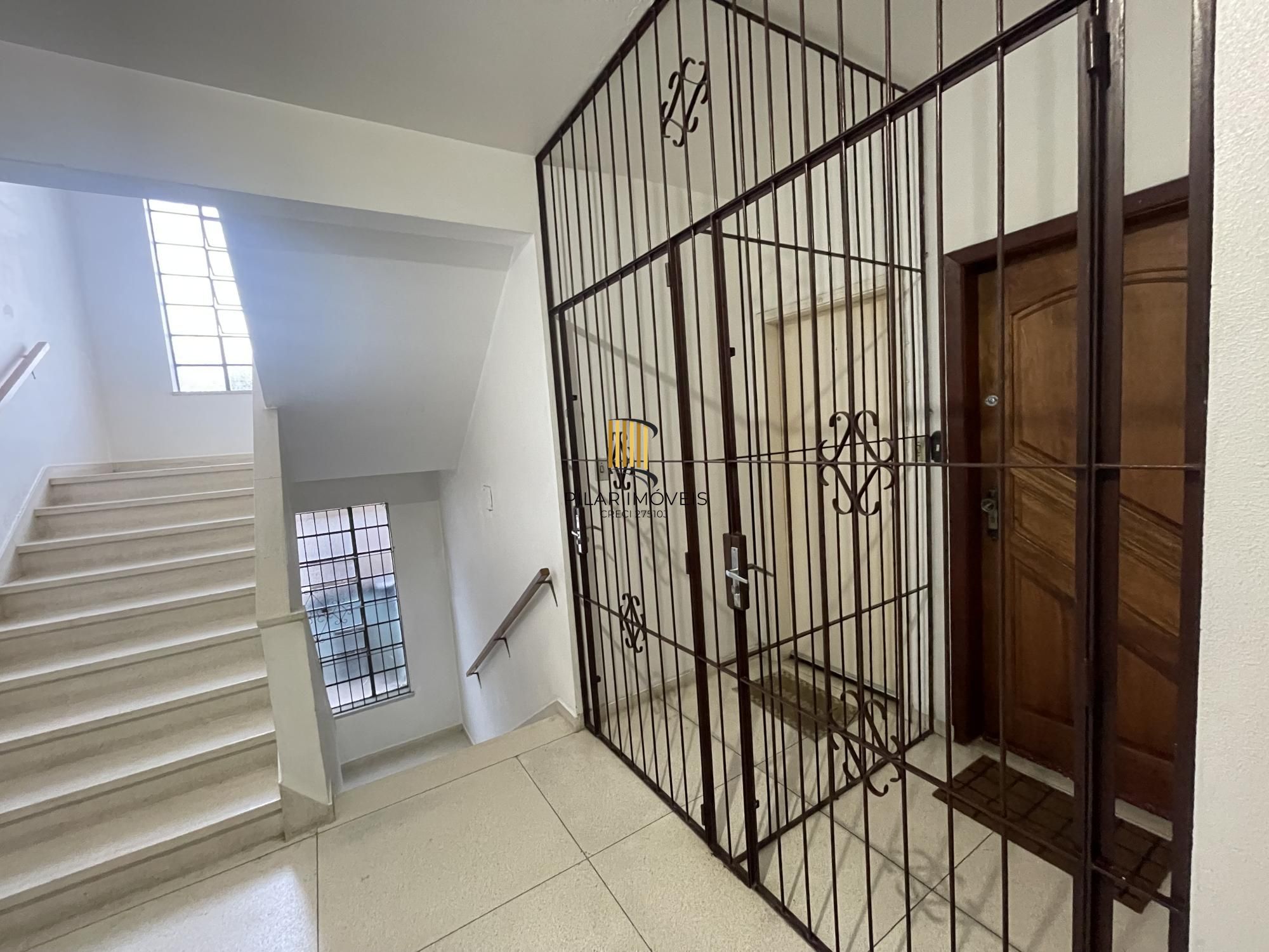 Apartamento com 3 Quartos e 1 banheiro à Venda, 98 m²  Santa Maria Goretti