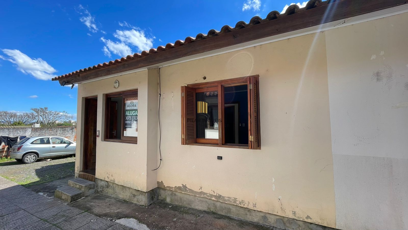 Casa em condomínio com 2 quartos e 2 vagas a venda bairro Olaria em Canoas