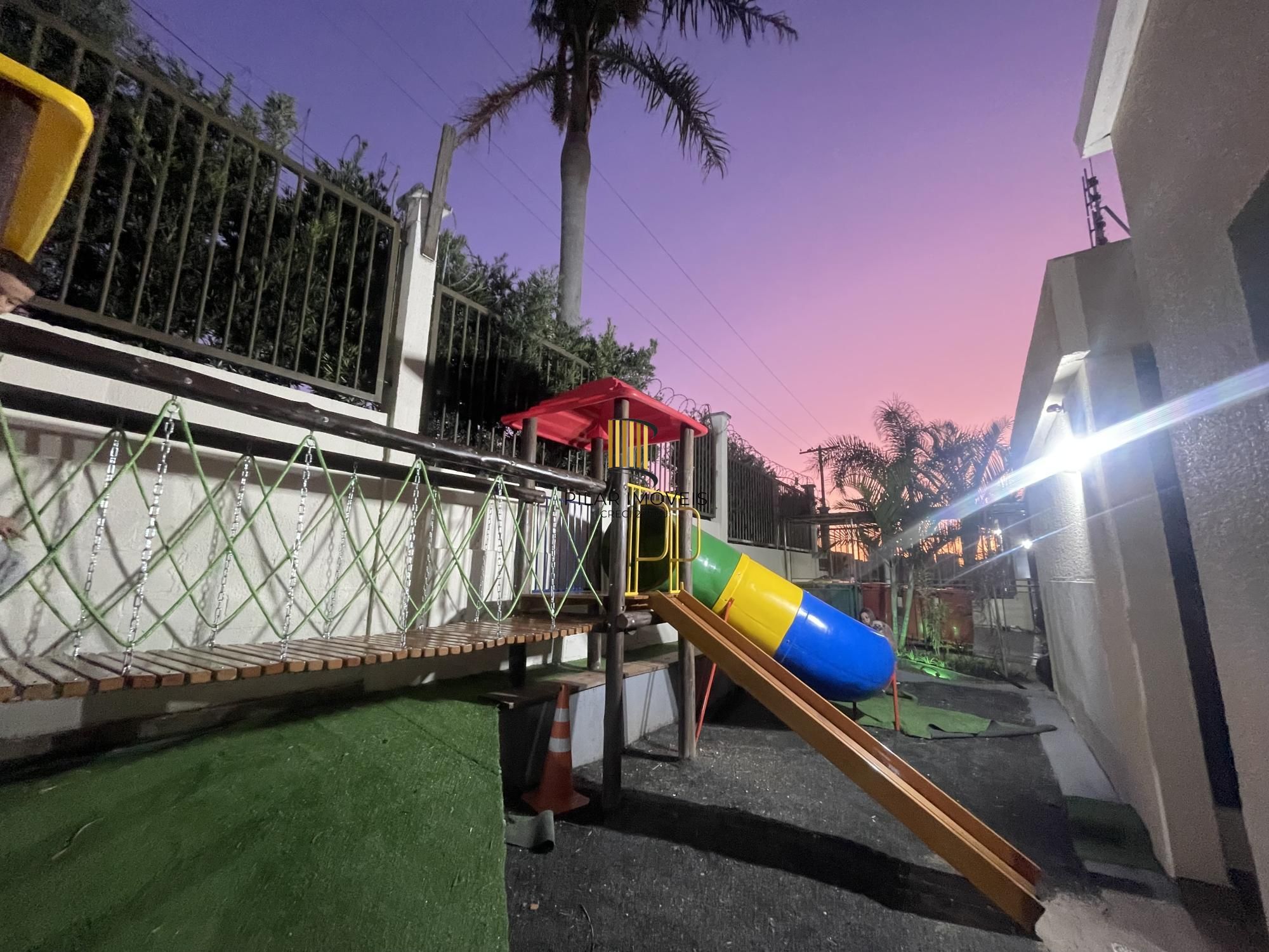 Apartamento 2 dormitórios em condomínio fechado e infra completa