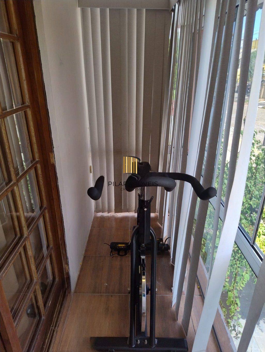 Casa com 3 dormitorios, 1 suíte e com 1 vaga de garagem coberta em Canoas.