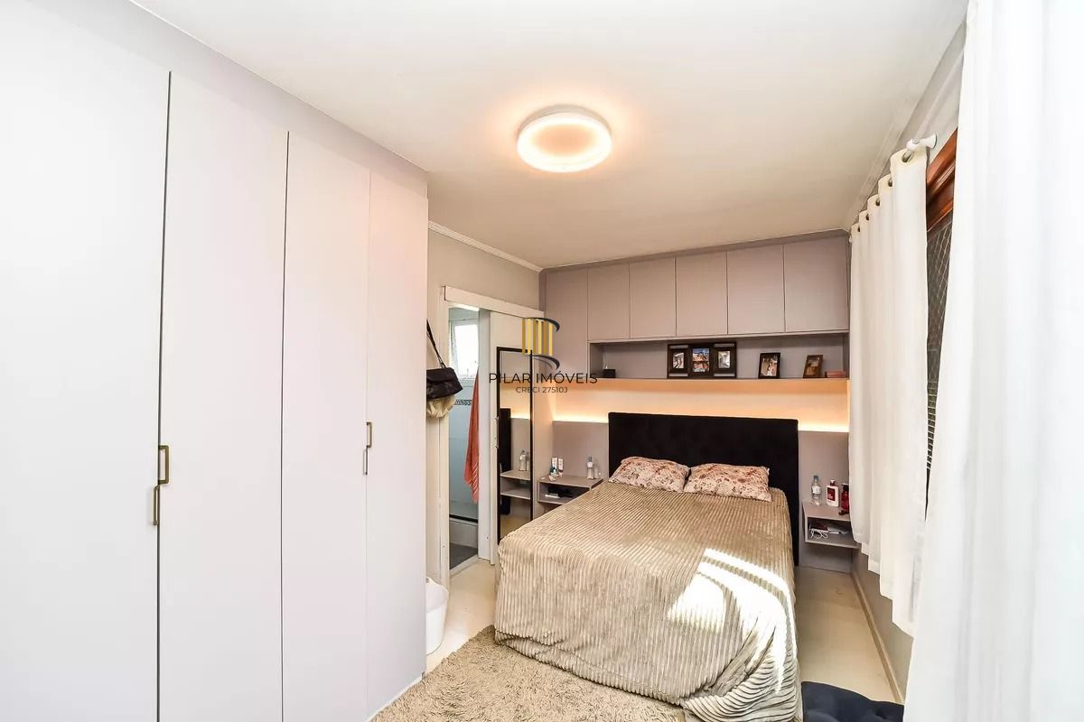 Apartamento com 2 quartos, 2 vagas e aquecimento central no bairro Jardim Itu