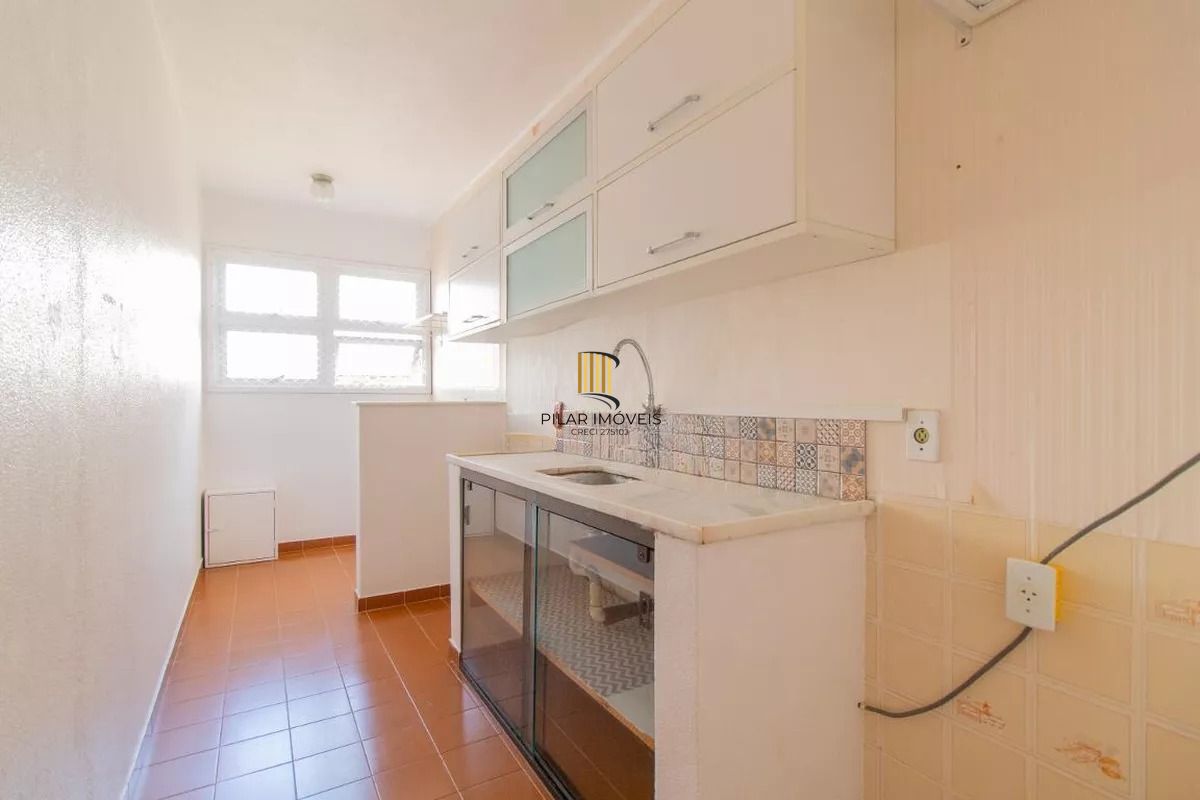Apartamento à venda com 64m², 2 quartos e 1 vaga no Partenon