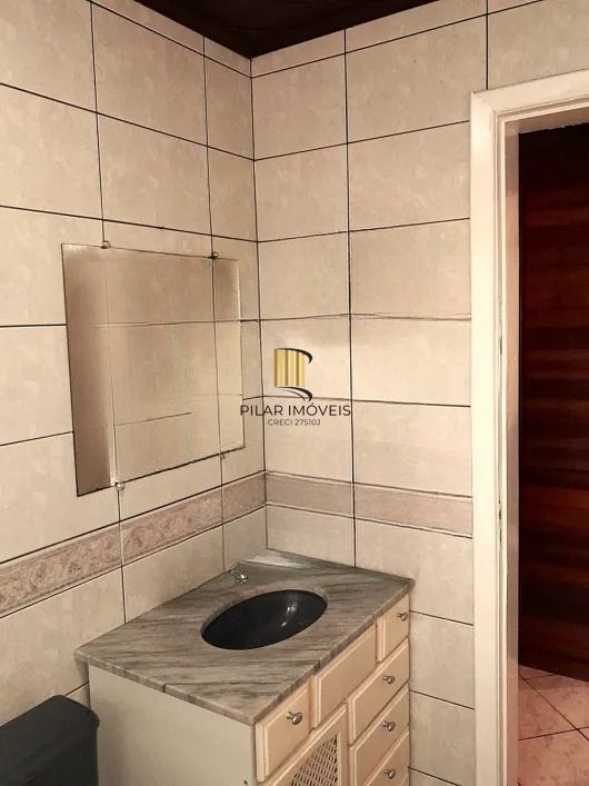 Casa com 3 Quartos e 3 banheiros à Venda, 387 m²