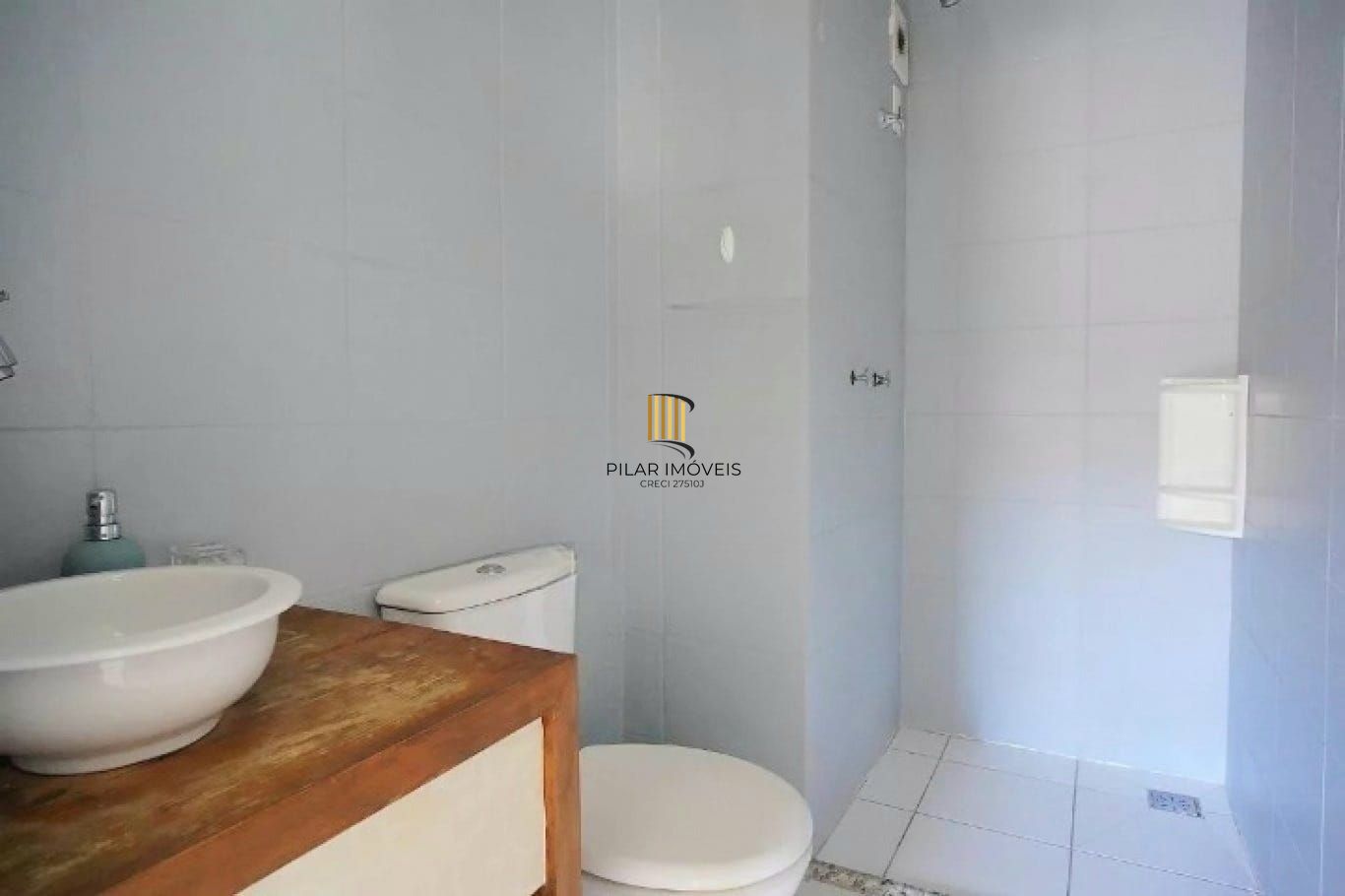 Apartamento 2 dormitórios, 1 suíte, churrasqueira, 1 vaga e elevador no Sarandi