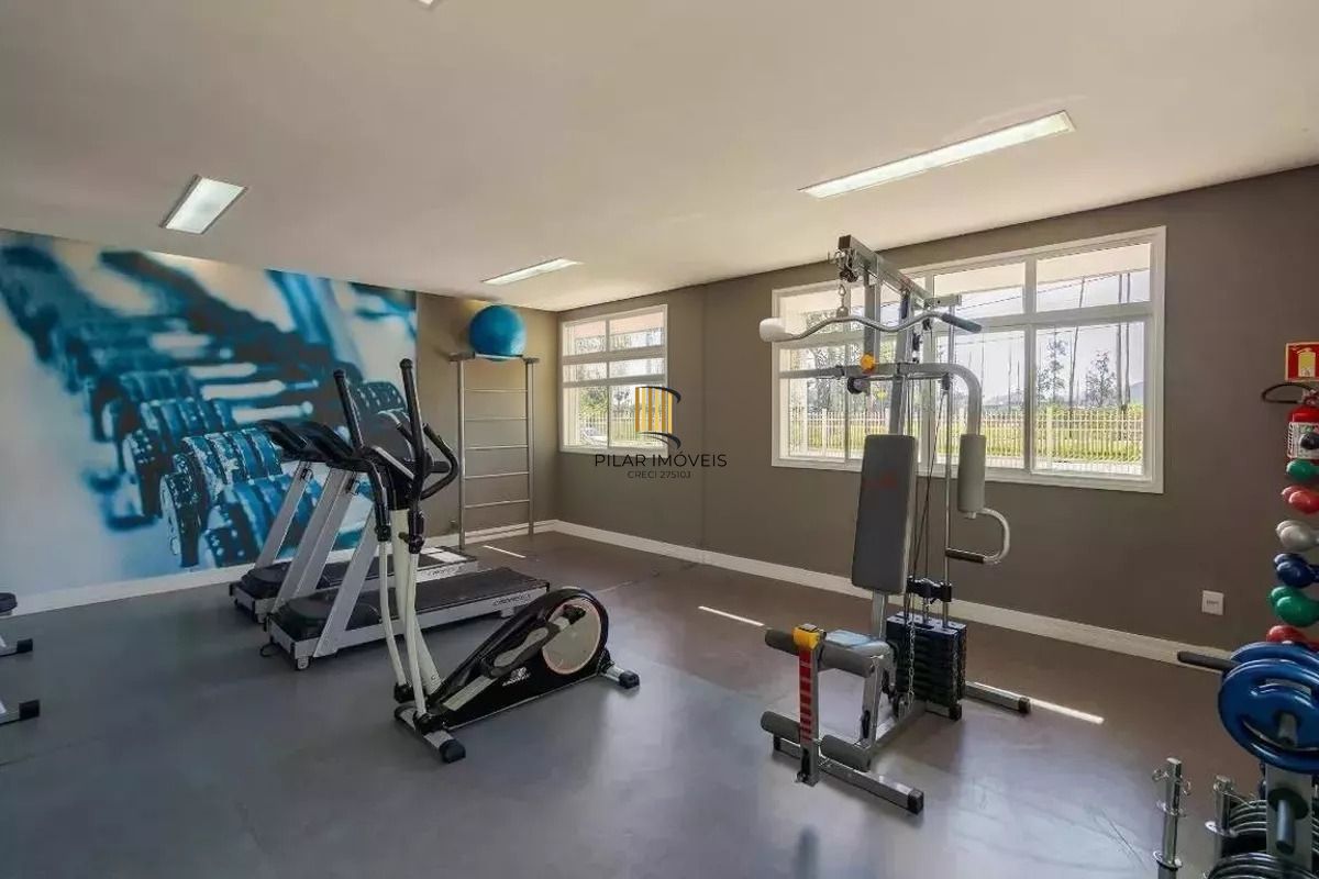 Apartamento 2 dormitórios suíte, elevador, infra e vaga coberta na Farrapos