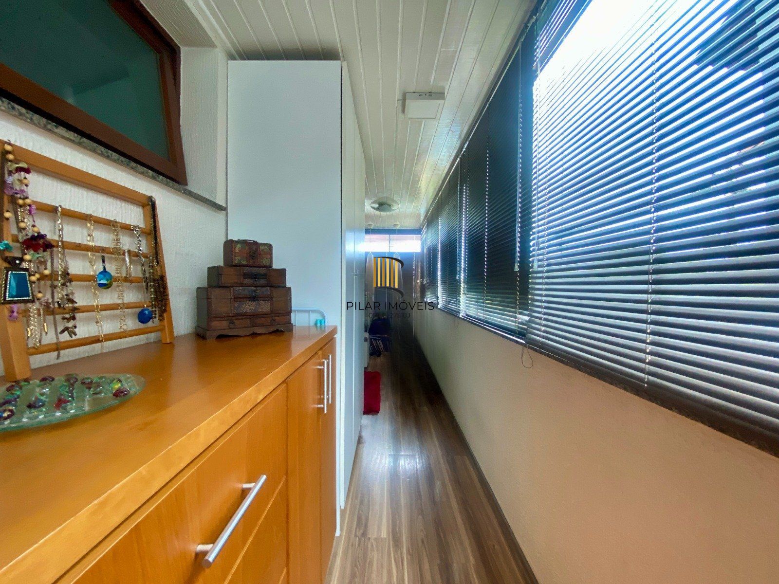 Apartamento com 3 quartos, 2 vagas e elevador no Bairro Vila Ipiranga