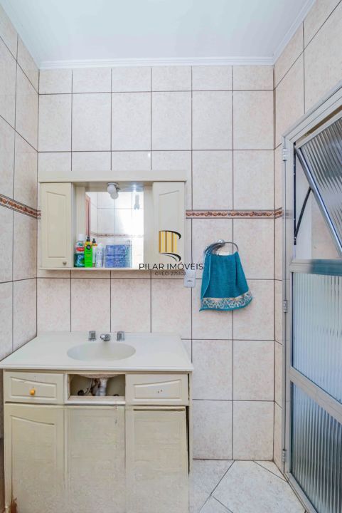 Casa com 3 quartos e 4 vagas à venda em Vila Nova