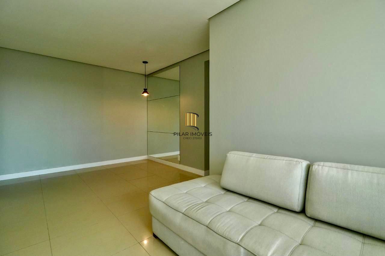 Apartamento à venda com 2 Dormitórios 78 m² sacada churrasqueira Av. Sartório