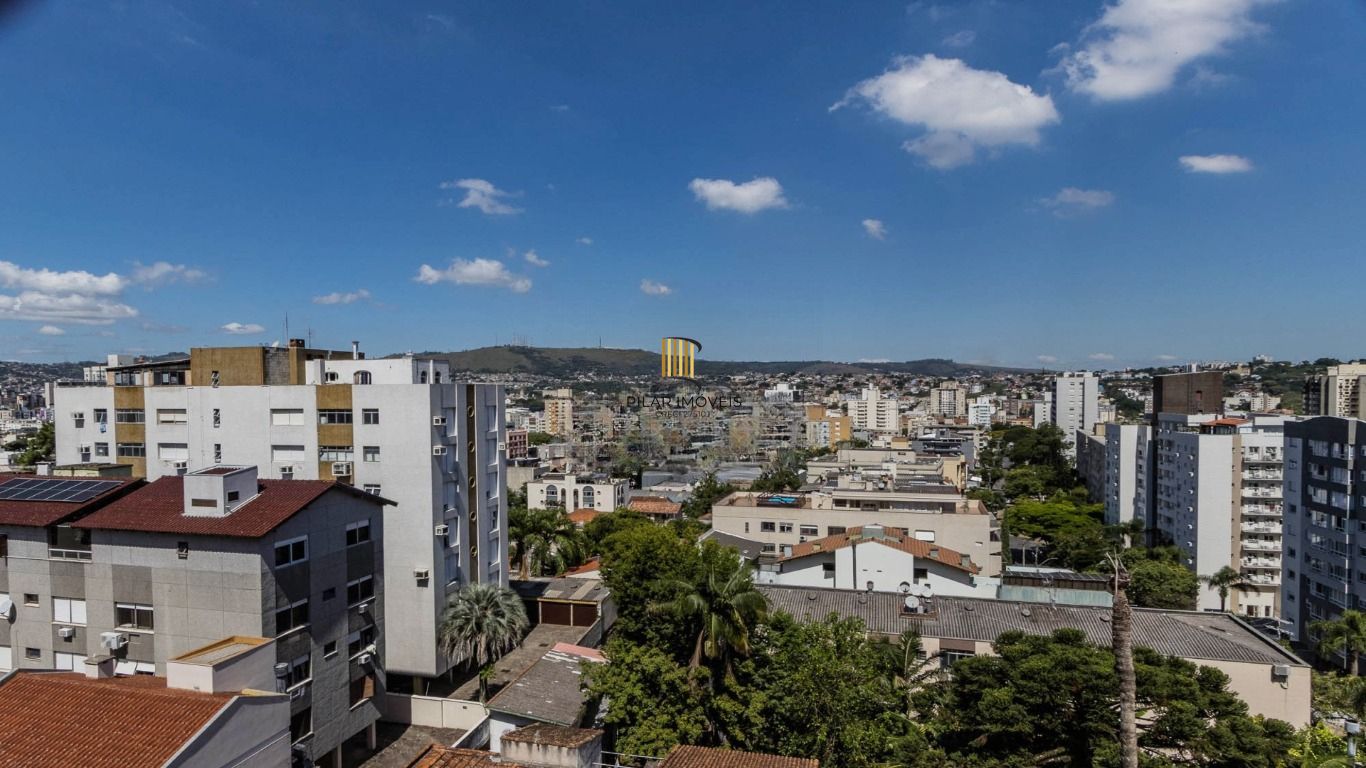 Apartamento com 3 quartos, 1 suíte, à venda no bairro Petrópolis