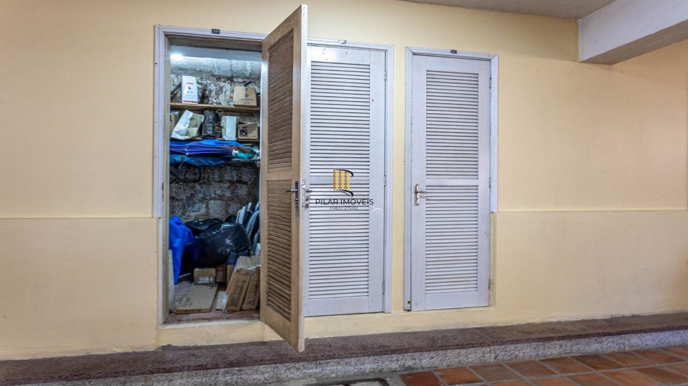 Apartamento mobiliado 3 dormitórios no bairro Petrópolis