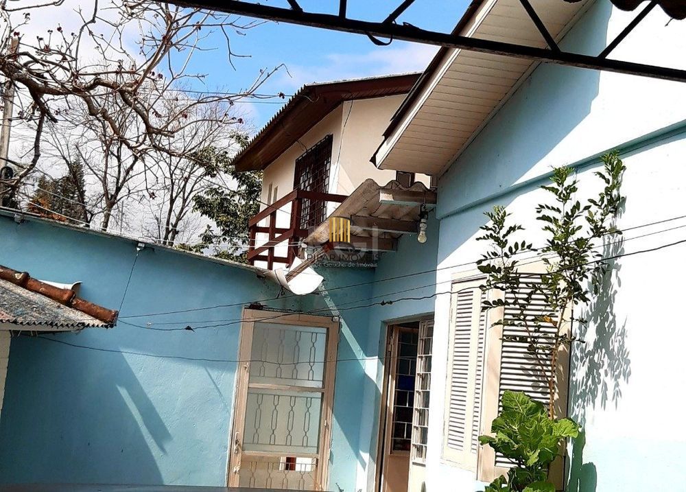 Casa com 3 quartos 230m² à venda no Jardim Planalto Porto Alegre