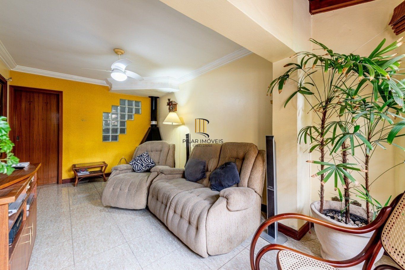 Casa com 3 suítes e 4 vagas no Bairro Boa Vista