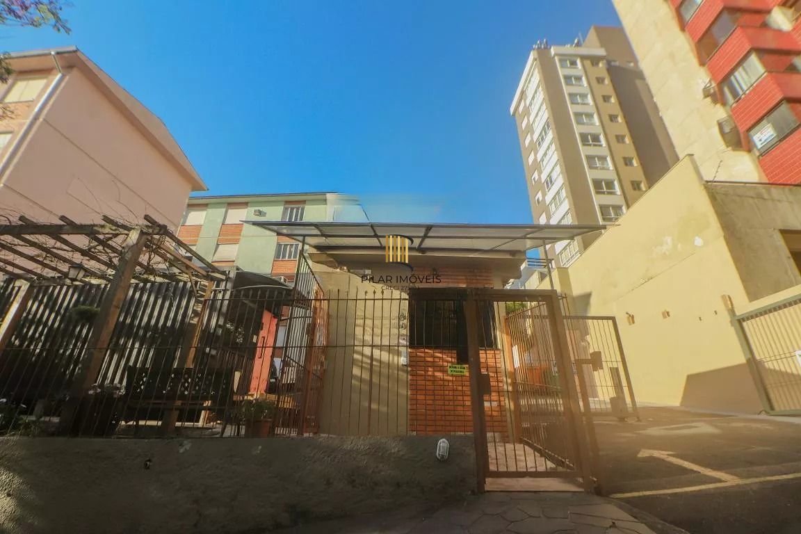 Apartamento com 3 quartos e 1 vaga à venda em Rio Branco, Porto Alegre.