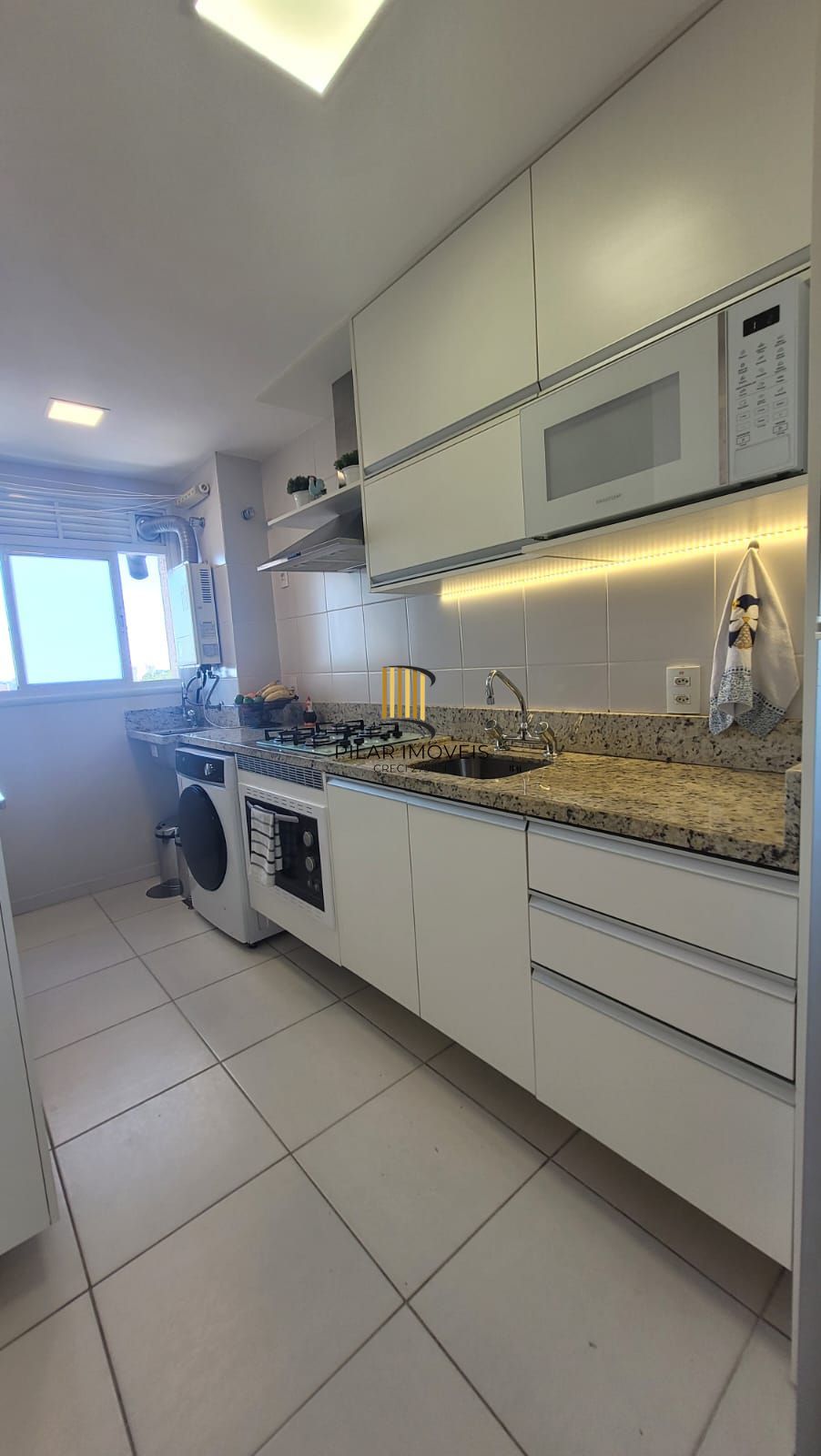 Apartamento mobiliado de 2 quartos, elevador e 1 vaga Jardim Lindóia