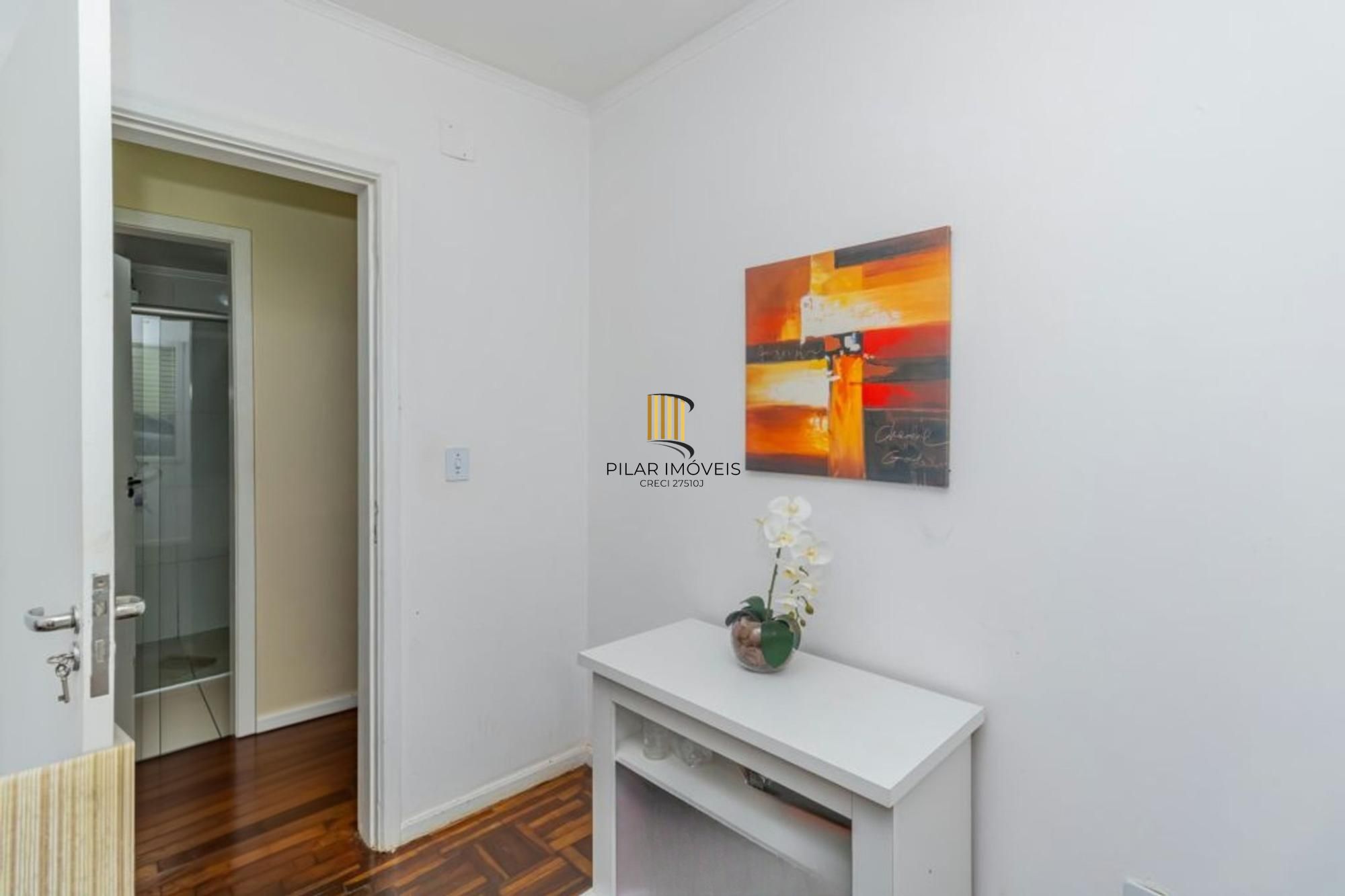 Apartamento com 3 dormitórios no Bairro Passo Da Areia