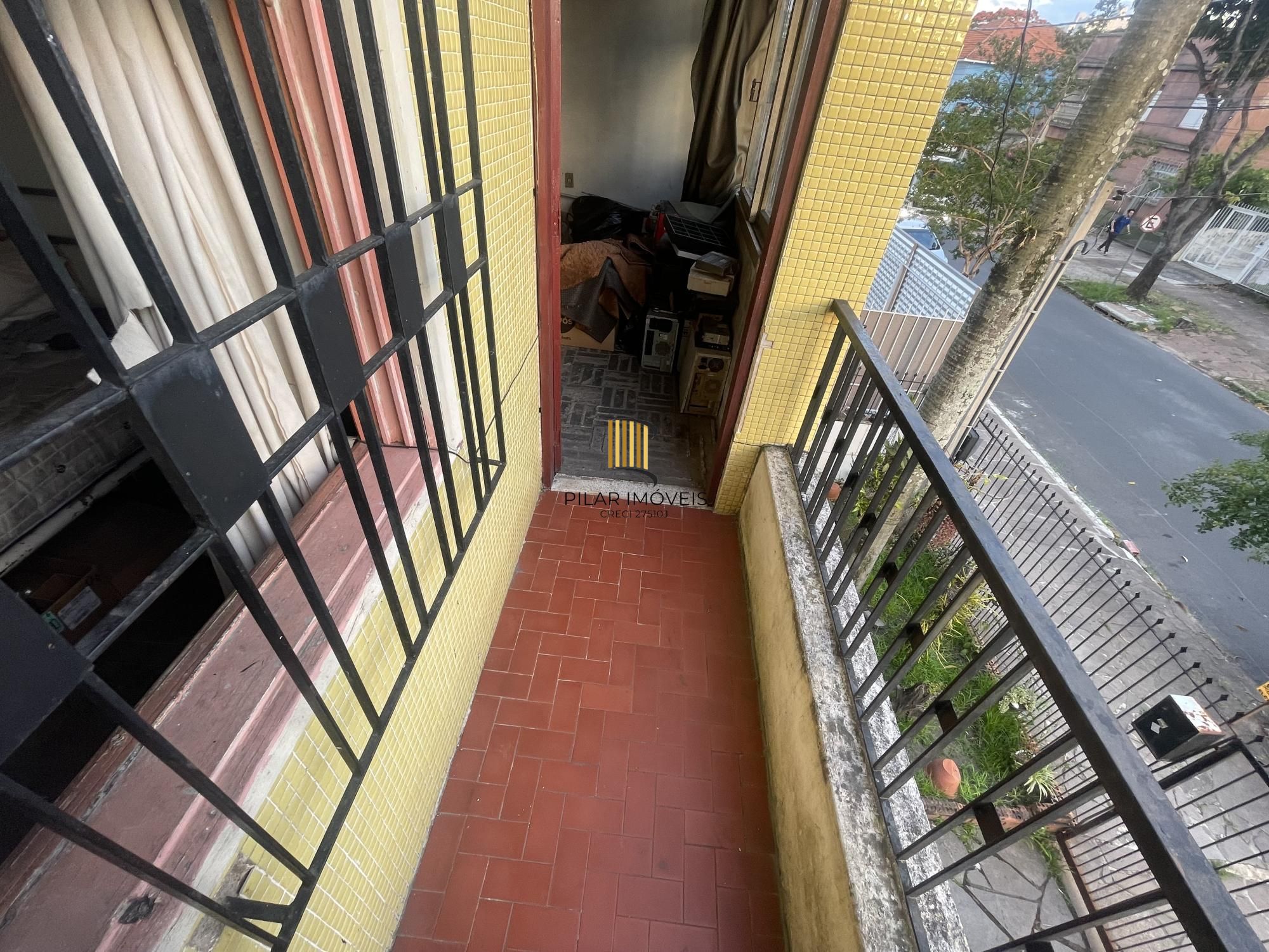 Casa 3 dormitórios e 2 vagas, 154m2 Bairro Santa Maria Goreti,  Porto Alegre