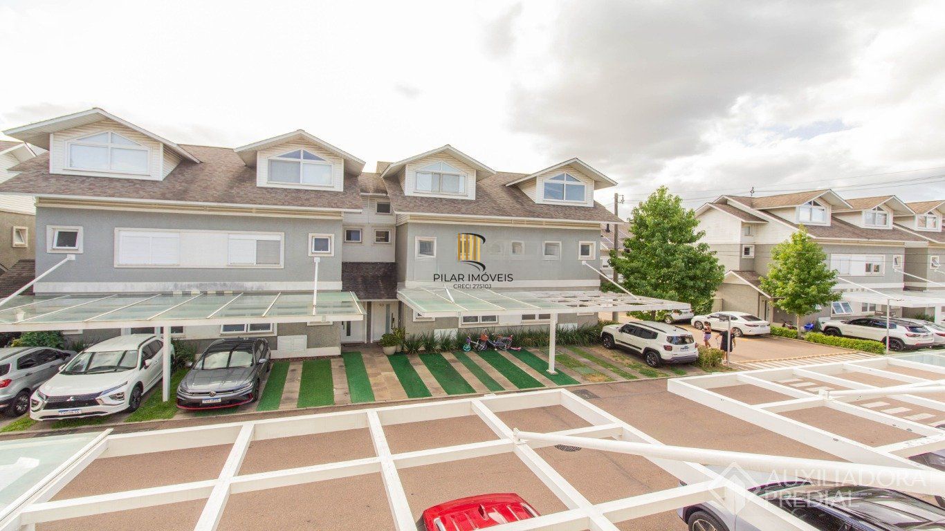 Casa em Condomínio com 3 quartos, 3 suítes, 2 vagas e 195m² no Jardim Carvalho.