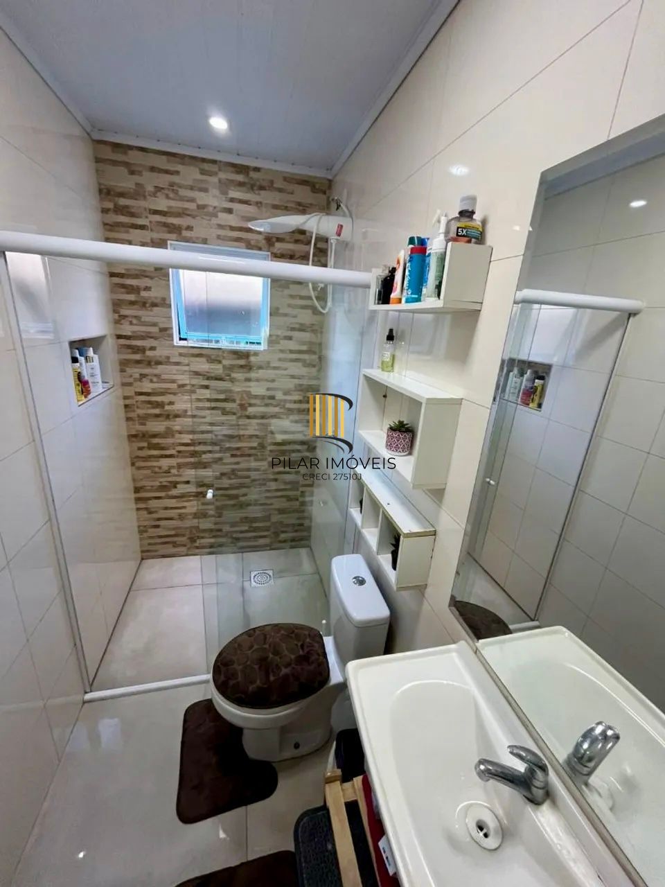 Casa para venda com 3 quartos , em Harmonia com 126 m² em Canoas