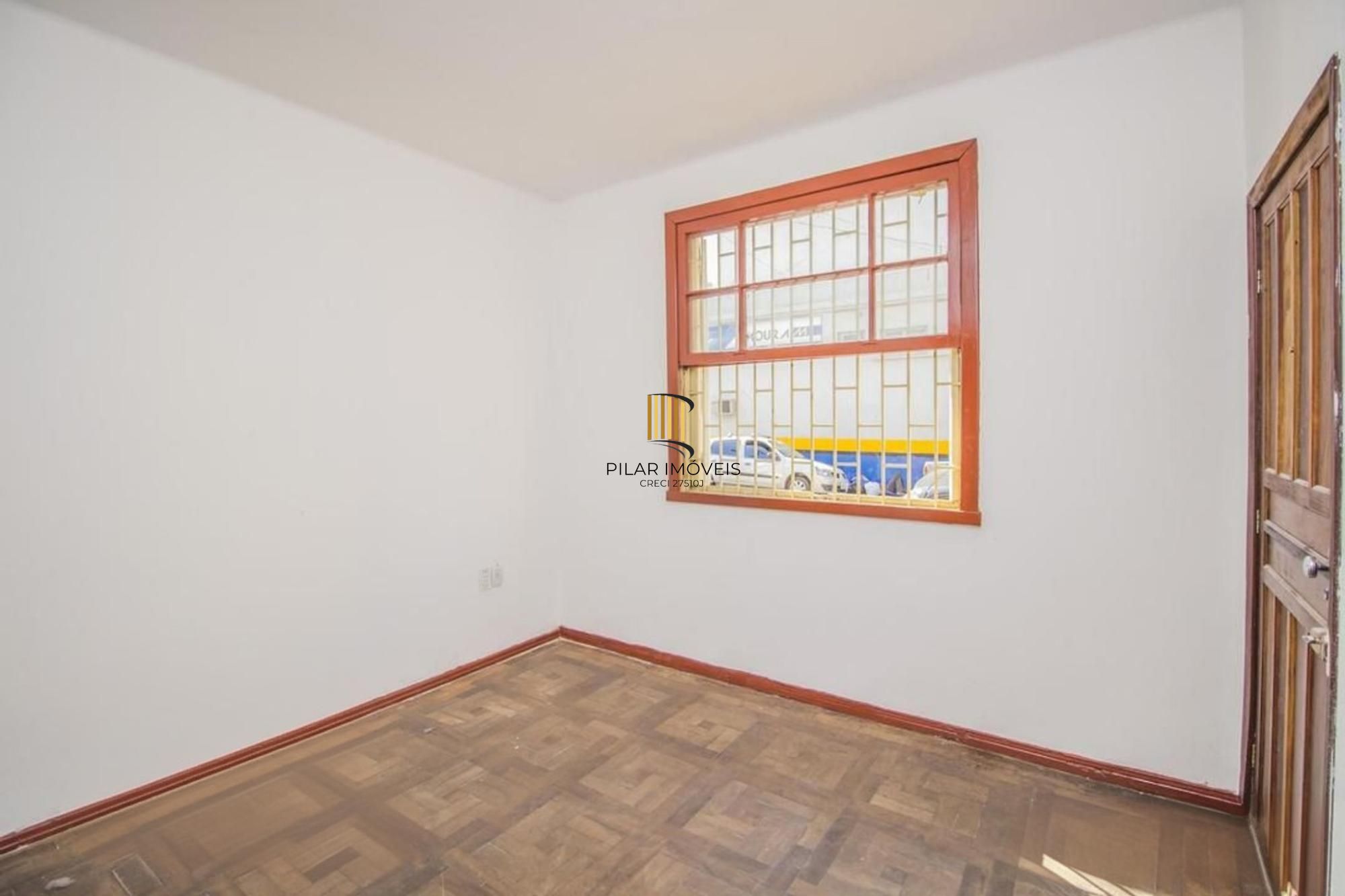 Apartamento térreo de 2 quartos, 2 banheiros no bairro Cidade baixa