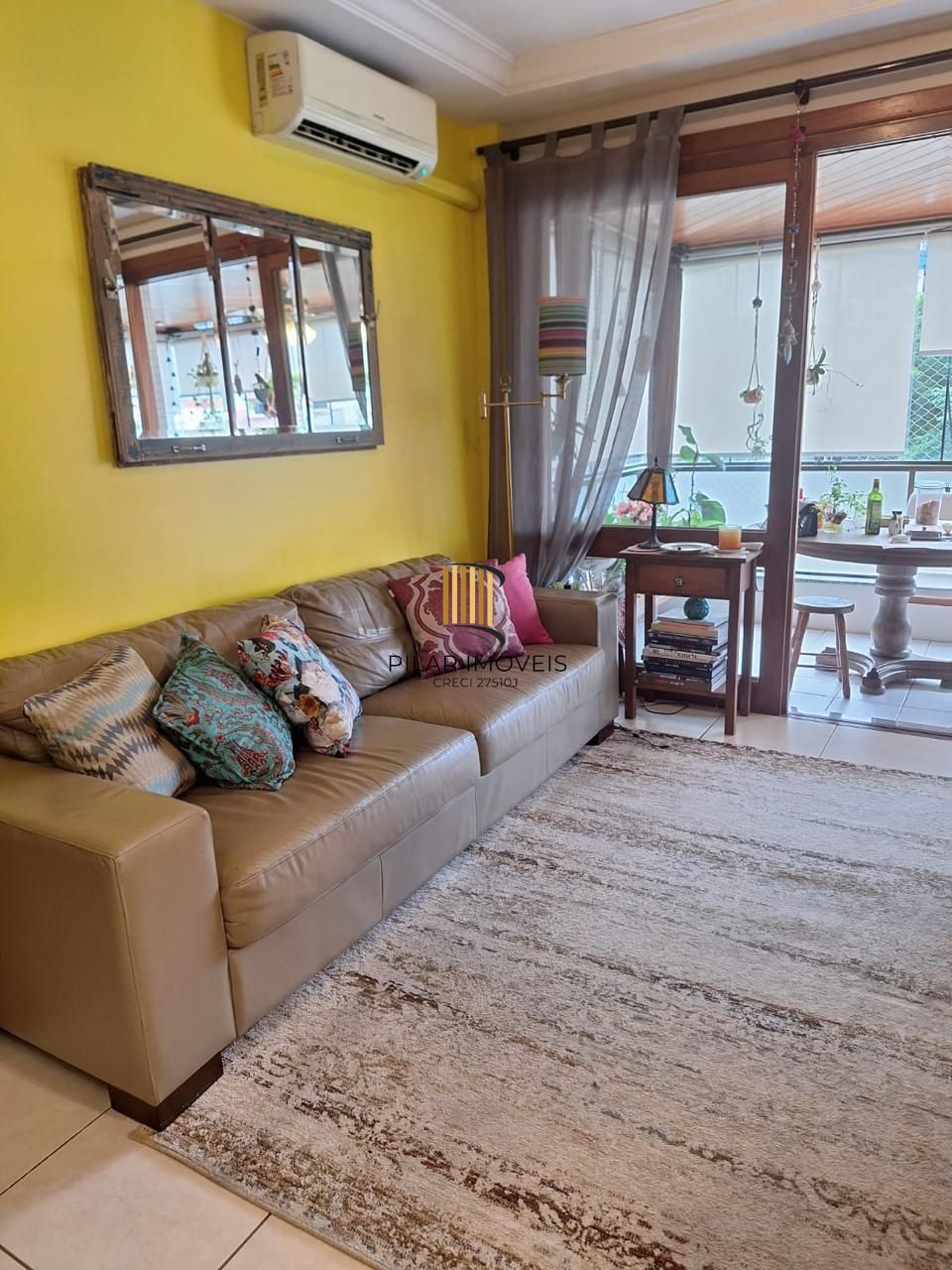 Apartamento 2 Dormitórios, Suíte, Elevador e 2 vagas no Tristeza