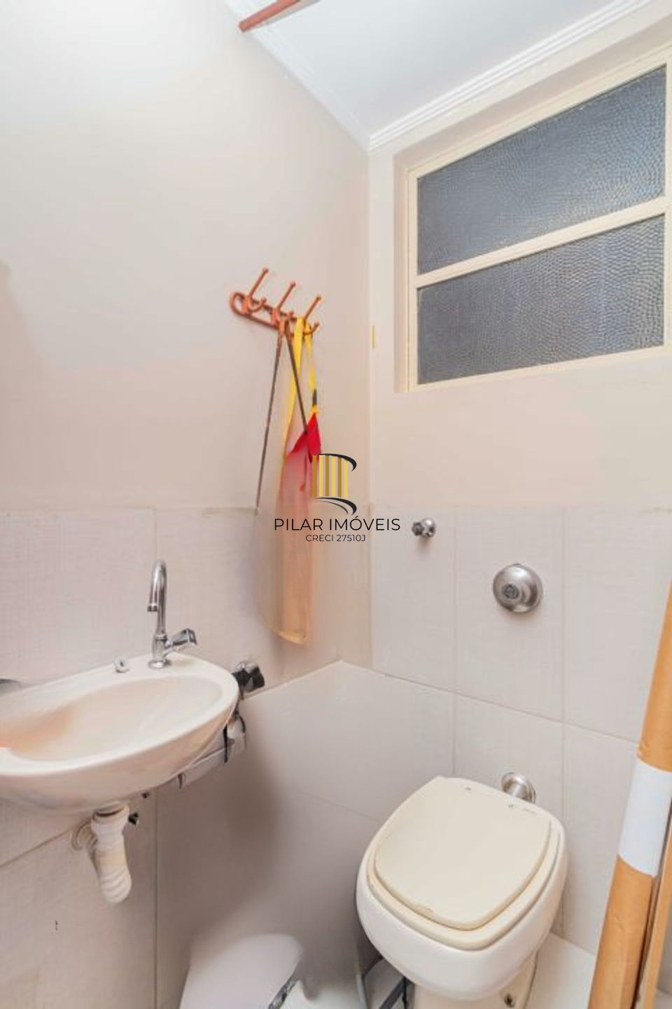 Apartamento 3 quartos, 1 suíte, 2 vagas no Petrópolis.