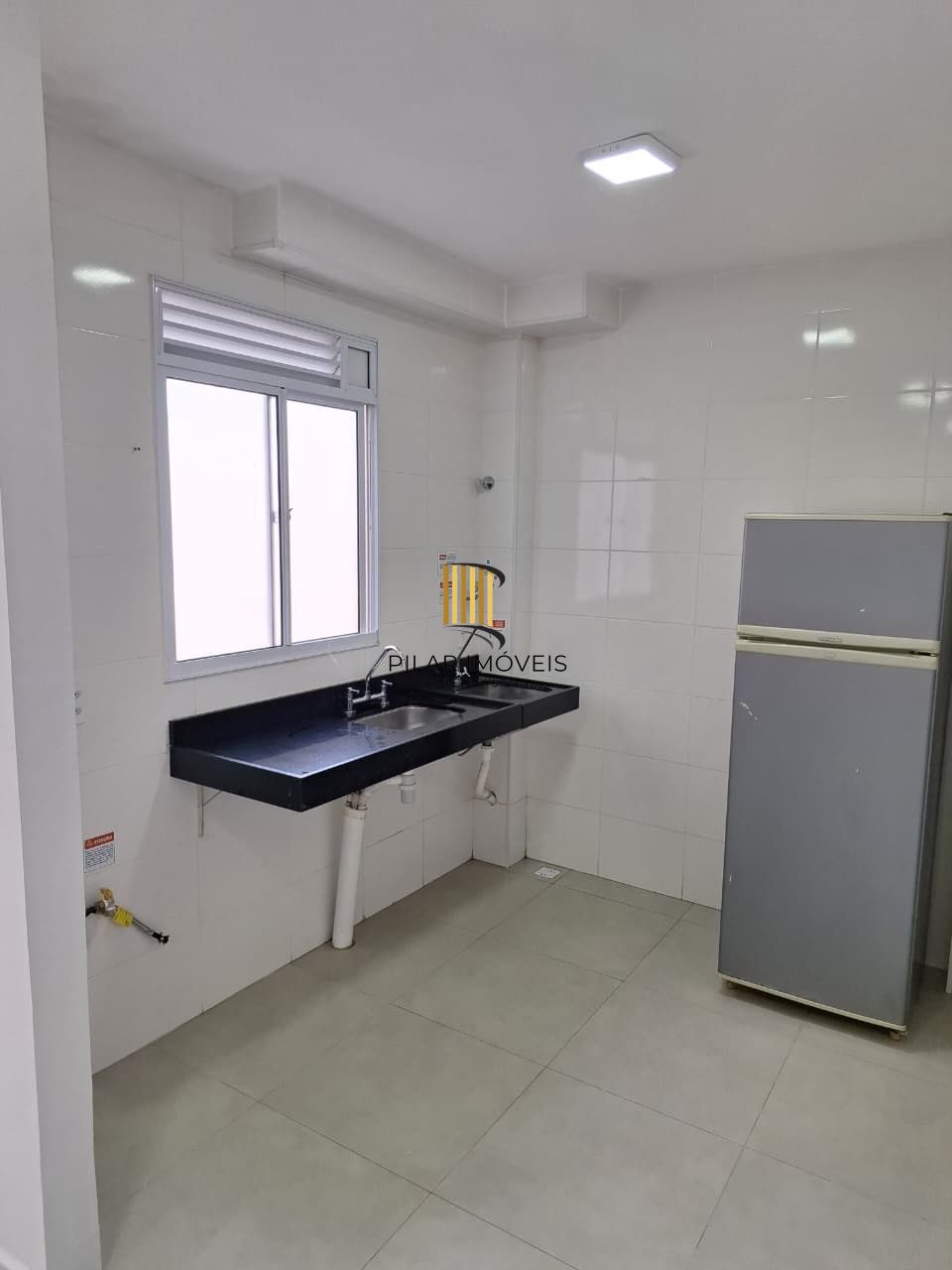 Apartamento 2 dormitórios 2andar, 1 vaga e Piscina na Av. Protásio Alves