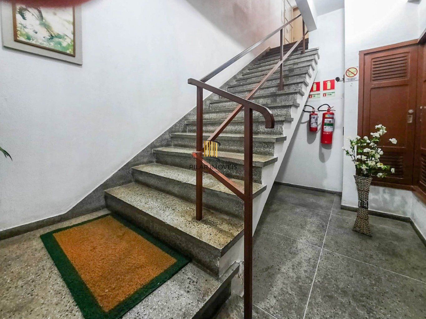 Apartamento com 1 quarto e 1 vaga de garagem no Bairro Cristo Redentor