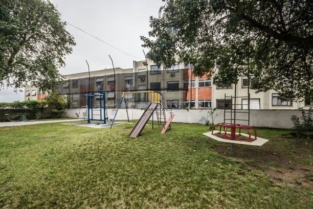 Apartamento de 2 dormitórios no bairro vila jardim Porto Alegre.