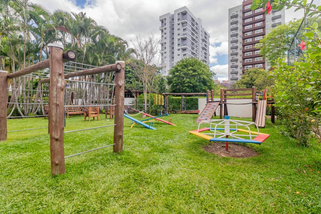 Apartamento com 2 quartos, vaga de garagem e elevador  no bairro Passo da Areia