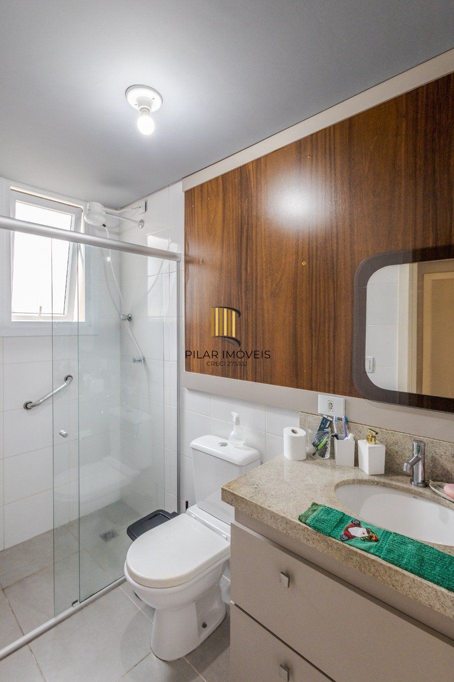 Apartamento à venda com 2 quartos 72 metros privatvos bairro Auxiliadora