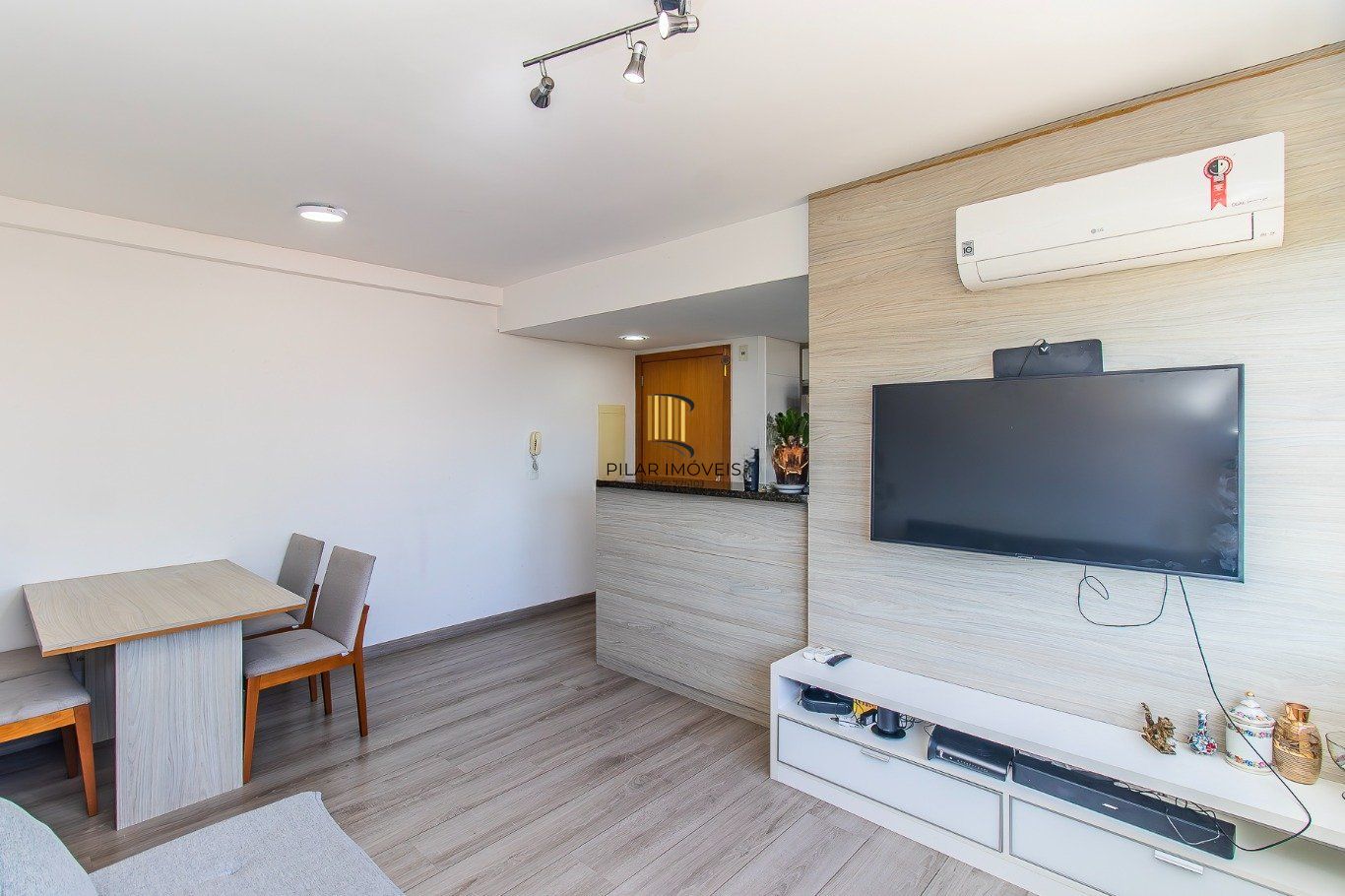 Apartamento 2 Dormitórios com Terraço e 2 Vagas – Higienópolis, Porto Alegre