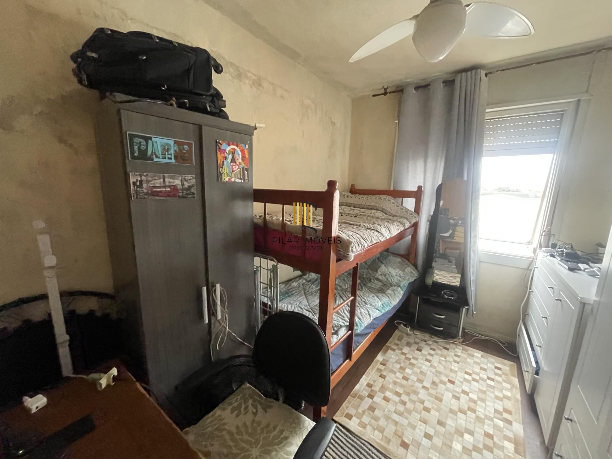 Apartamento com 66 m2 localizado na Rua Abaeté no Bairro Sarandi