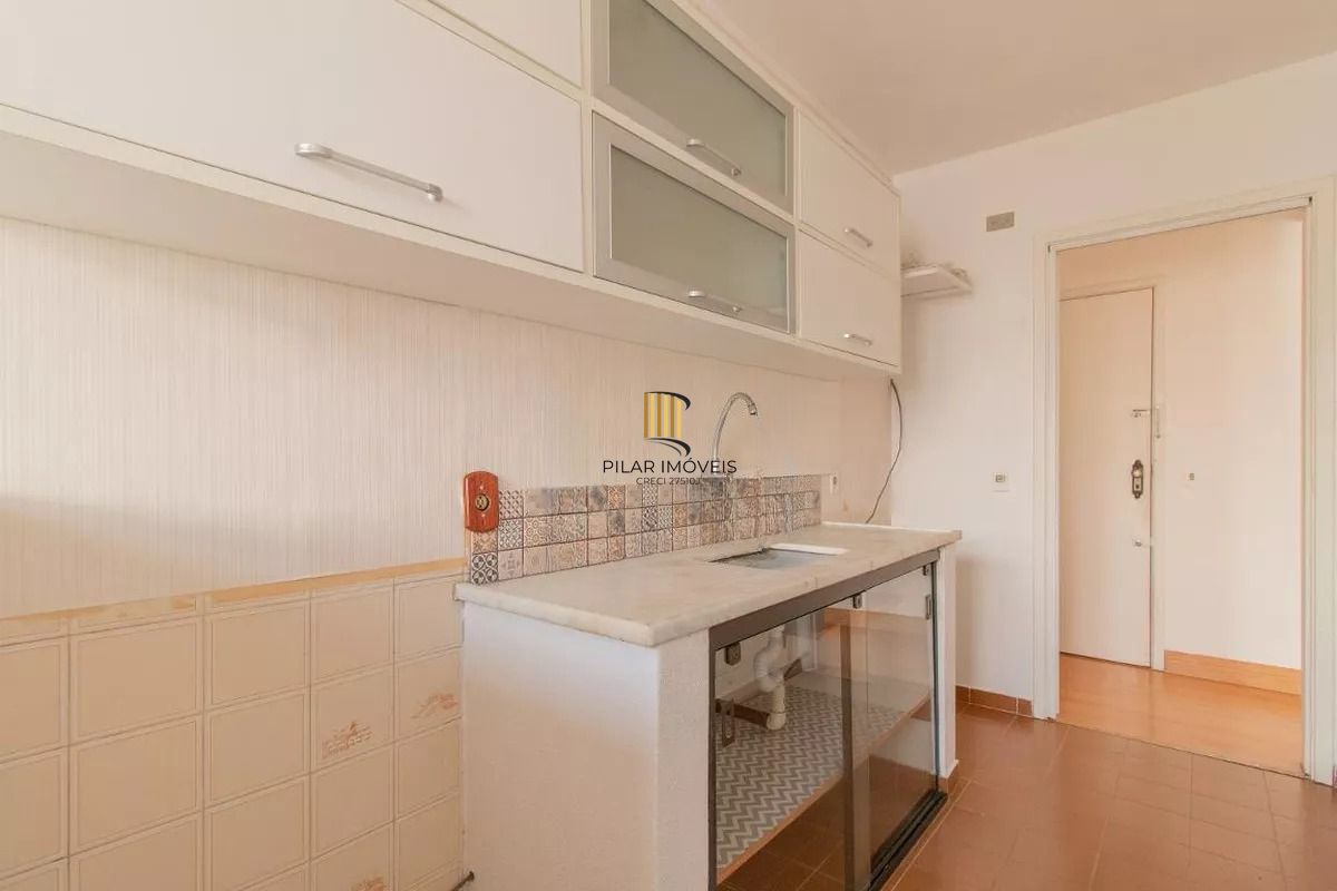 Apartamento à venda com 64m², 2 quartos e 1 vaga no Partenon