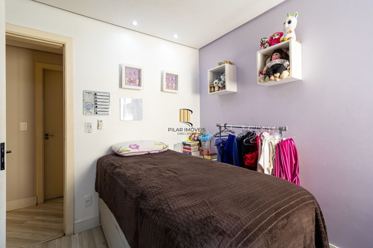 Apartamento mobiliado 2 quartos, vaga e churrasqueira no bairro Cristo Redentor